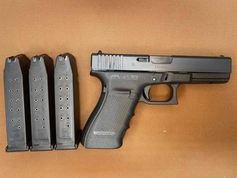 Glock 43, 17,gen 5 and 4 , without papers,