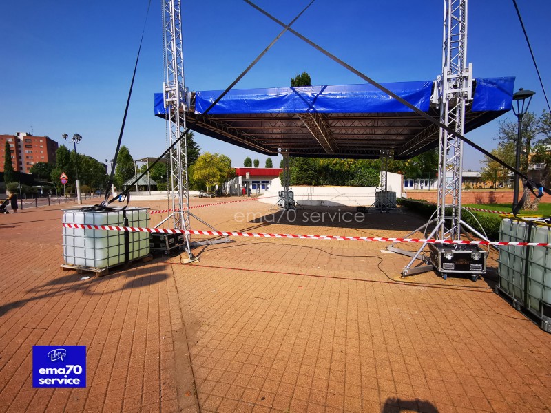 NOLEGGIO TENSOSTRUTTURE PER EVENTI MANIFESTAZIONI MEETING CONVENTION CONCERTI - PER EVENTI AZIENDALI - EVENTI PRIVATI - EVENTI PUBBLICI