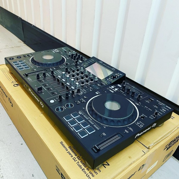AlphaTheta XDJ-AZ, AlphaTheta OMNIS-DUO, Pioneer  OPUS-QUAD, Pioneer XDJ-RX3, Pioneer XDJ-XZ, Pioneer DDJ-FLX10,  Pioneer DDJ-REV7, Pioneer CDJ-3000, Pioneer DJM-A9, AlphaTheta Euphonia , Pioneer CDJ-2000NXS2, Pioneer DJM-900NXS2, Pioneer DJM-V10-LF