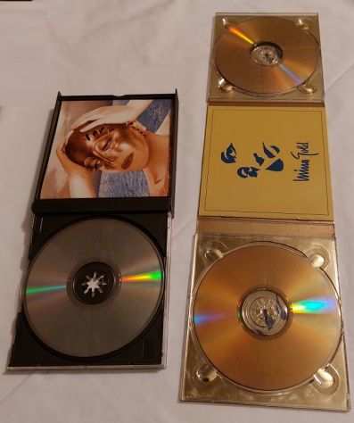 1 CD Mina Gold, n. 1 CD Mina Lochness, n. 3 CD musica Classica.