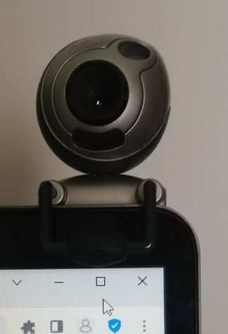 1 Mini WEBCAM trust WB-1200p e 2 CUFFIE Audio