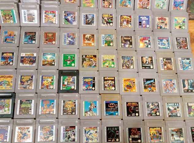 100 Cartucce x console Nintendo game boy