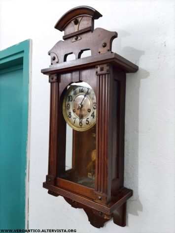 176106 Antico orologio a pendolo H.A.U.