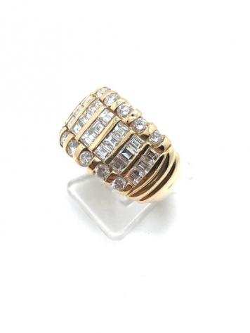 18 carati Oro - Anello - 3.71 ct Diamante