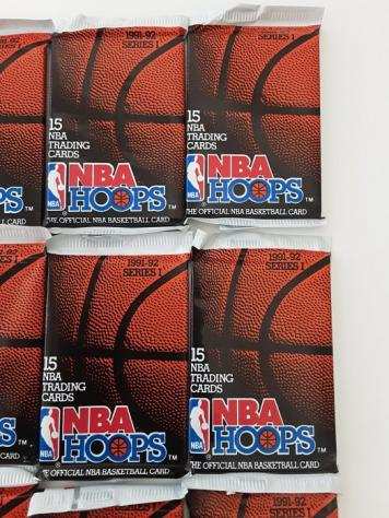 199192 - NBA Hoops - Basketball Series I - 16 Pack