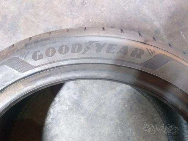 2 GOMME 225 45 18 GOODYEAR A5619