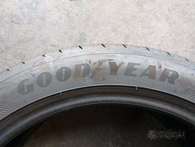 2 gomme 235 45 19 goodyear a4063