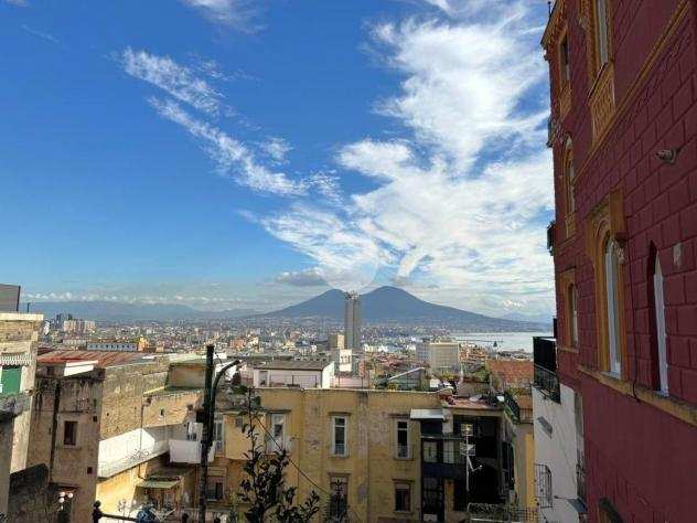 2 locali Via Croci S. Lucia Al Monte, NAPOLI