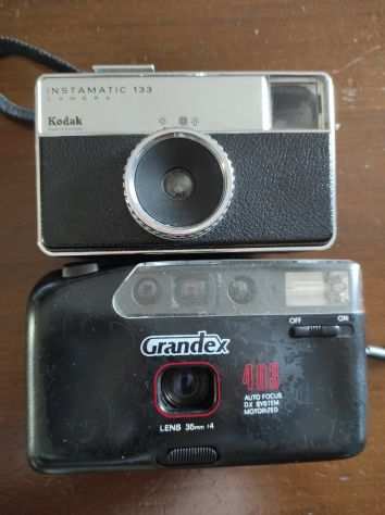 2 macchine fotografiche a rullino, Kodak e Grandex