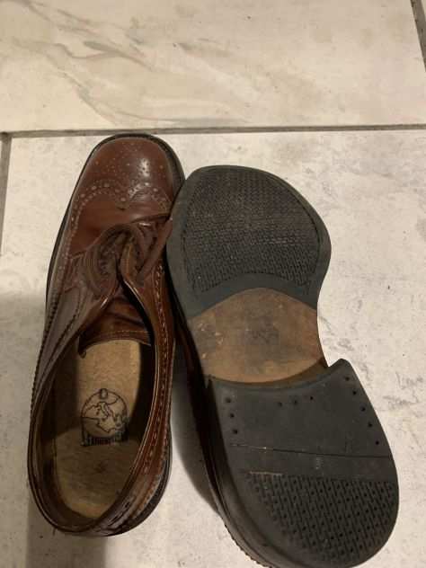 2 Paia di scarpe in cuoio e pelle