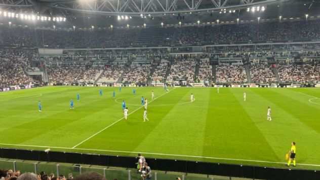 2 posti vicini Juventus Napoli ovest primo anello