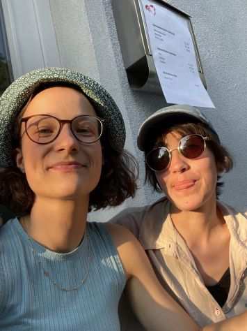 2 studenti cercano 1-2 stanze o appartamento a Firenze  900 