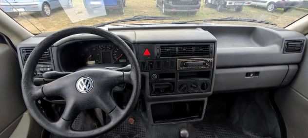 2001 VOLKSWAGEN TRANSPORTER