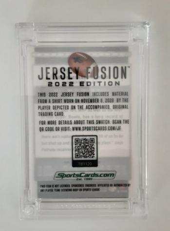 2020 Jersey Fusion NFL Tom Brady - 2000 New England Patriots - Game Used Card