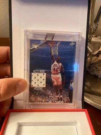 2021 - Sportscards - Jersey Fusion - Michael Jordan - Game Used Swatch - 1 Card