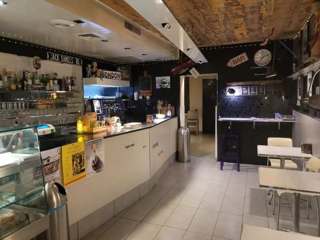 26 M AziendaSi storico bar Mantova