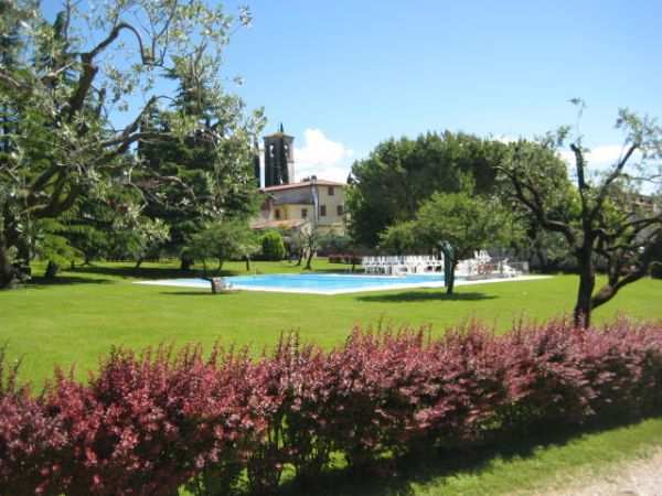 26 S Felice dBenaco centro mansarda 46 p.letto in residence con 9.000 mq.parco