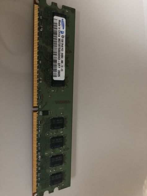 2GB Samsung DDR2 RAM PC2-6400U-666-12-E3 800MHz CL6 2Rx8 Dimm M378T5663RZ3-CF7