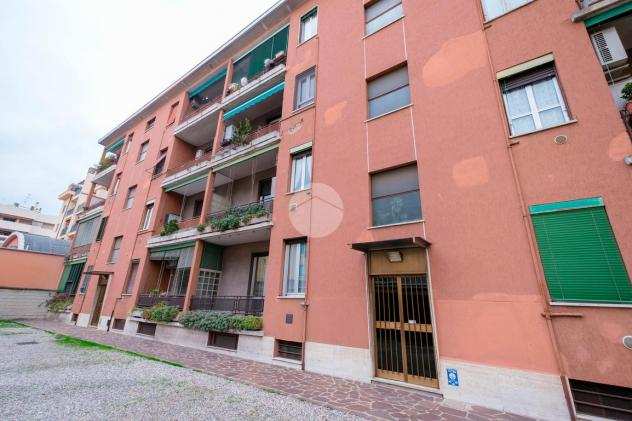 3 locali Via Delle Forze Armate, MILANO