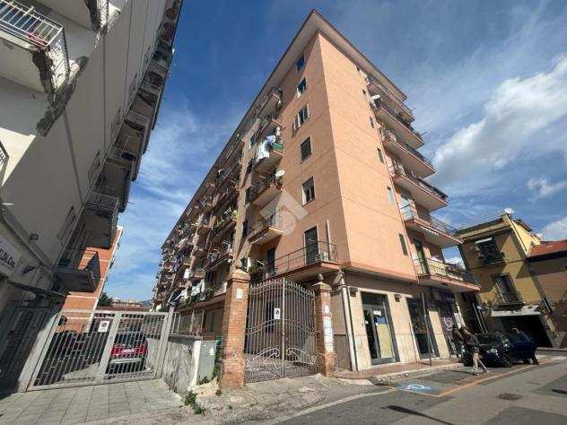 3 locali Via Gaetano del Mercato, SALERNO