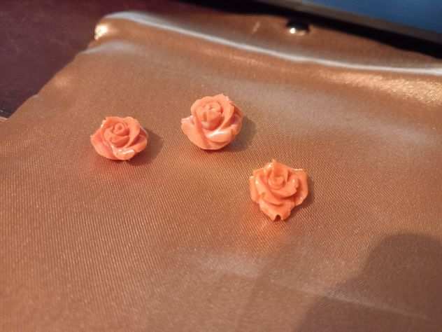 3 rose di corallo