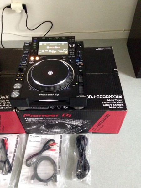 Pioneer DJ OPUS-QUAD, Pioneer DJ XDJ-RX3, Pioneer XDJ-XZ , Pioneer DJ DDJ-FLX10, Pioneer DJ DDJ-REV7, Pioneer CDJ-3000, Pioneer DJ DJM-A9 , Pioneer CDJ-2000NXS2, Pioneer DJM-900NXS2, Pioneer DJ DJM-V10-LF , Pioneer DJ DJM-S11, Denon DJ Prime 4+ 