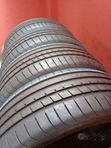 4 gomme 215 45 18 goodyear a2448