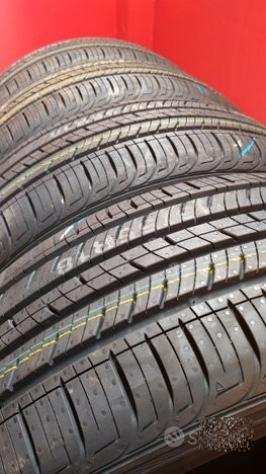 4 gomme 215 55 18 KUMHO A883