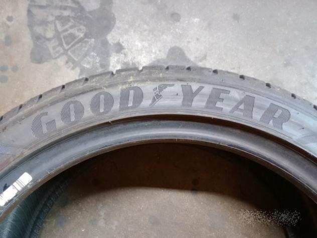 4 gomme 235 40 18 goodyear a2720