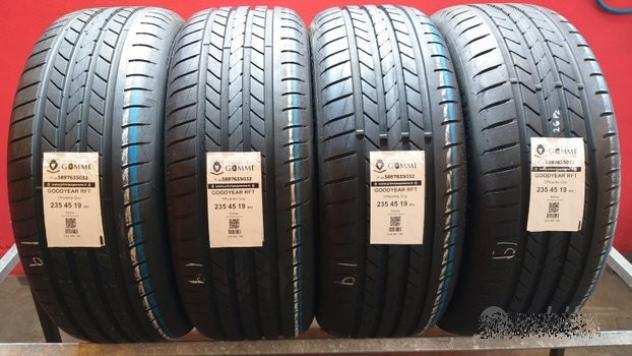 4 gomme 235 45 19 goodyear rft a550