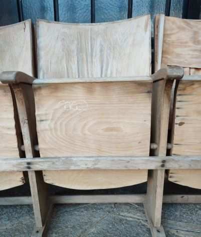 4 Sedie in legno cinemateatro da restaurare