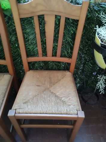 4 sedie molto robuste legno e paglia