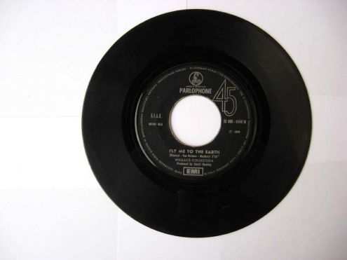 45 giri del 1969-Wallace Collection-fly to the earth