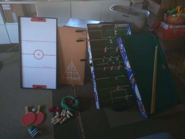 5 in 1 tavolo di calcetto, biliardo, ping pong, hockey...