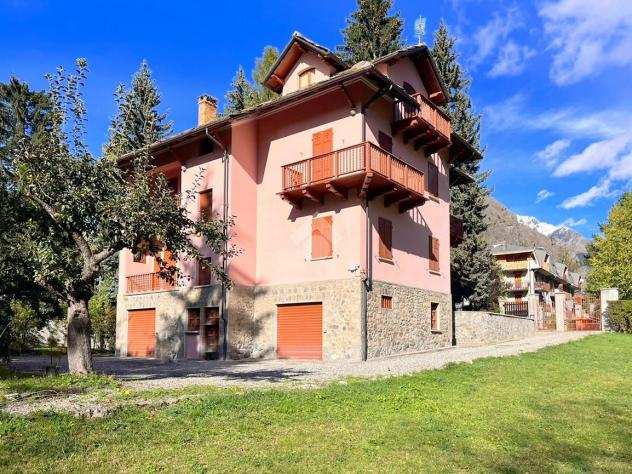 5 locali Viale Bramafam, BARDONECCHIA