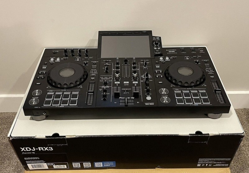 AlphaTheta XDJ-AZ, AlphaTheta OMNIS-DUO, Pioneer  OPUS-QUAD, Pioneer  XDJ-RX3, Pioneer XDJ-XZ,  DDJ-FLX10,  Pioneer DDJ-REV7, Pioneer CDJ-3000, Pioneer DJM-A9, AlphaTheta Euphonia , Pioneer CDJ-2000NXS2, Pioneer DJM-900NXS2, Pioneer DJM-V10-LF