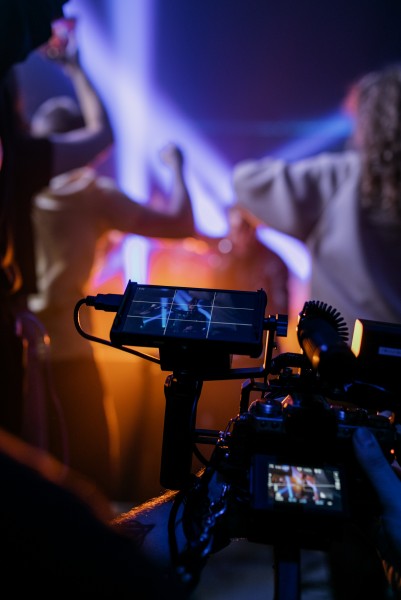 SERVIZI FOTOGRAFICI E RIPRESE VIDEO - PER EVENTI AZIENDALI - EVENTI PRIVATI - EVENTI PUBBLICI - EVENTI SPORTIVI MEETING CONVENTION SFILATE DI MODA – SPETTACOLI TEATRALI – SAGGI DI DANZA 
