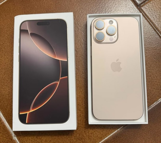 Apple iPhone 16 Pro Max, iPhone 16 Pro, iPhone 16, iPhone 16 Plus, iPhone 15 Pro Max, iPhone 15 Pro, iPhone 15, iPhone 15 Plus, iPhone 14 Pro Max, iPhone 14 Pro,  Samsung Galaxy S24 Ultra , Samsung Z Fold6, Samsung Z Flip6,  Sony PS5 Console Blu-Ray