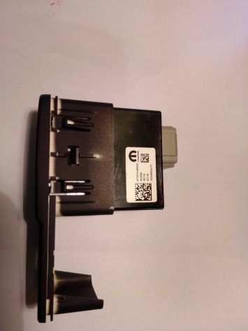 735704962 - 735704737 Jeep Renegade porta aux usb