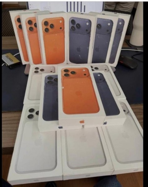 Nuovo Apple iPhone 17 Pro Max, Apple iPhone 17 Pro, Apple iPhone Air.