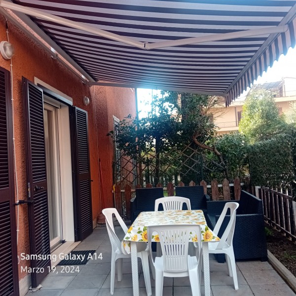 BILOCALE in AFFITTO ESTIVO AL MARE