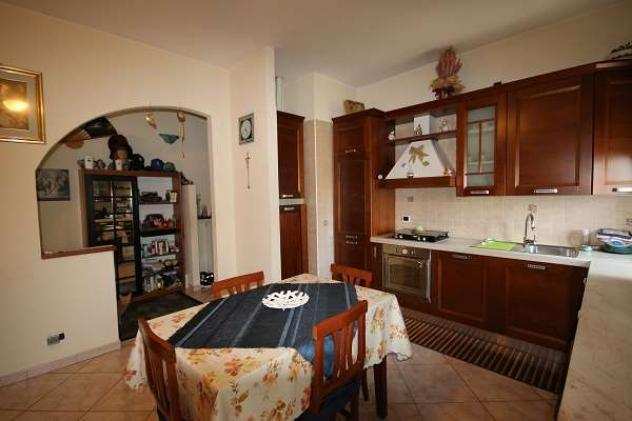 93 - Appartamento in bifamiliare Como -Monte Olimpino -