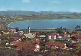 A Pergusa (en), in rigogliosa zona collinare, vendesi terreno di mq 9.140