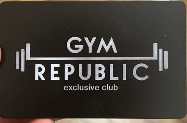 abbonamento annuale palestra GYM REPUBLIC