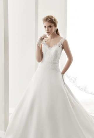 Abito da sposa marca Jolies con gonna in mikado e bustino in pizzo con spallina