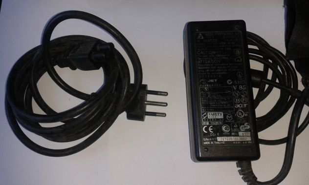 AC ADAPTER DELTA ELECTRONICS