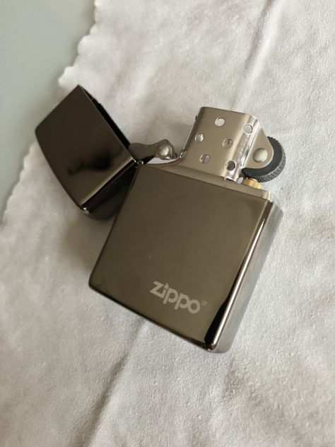 Accendino Zippo Black Ice come nuovo con logo inciso con ricambi originali