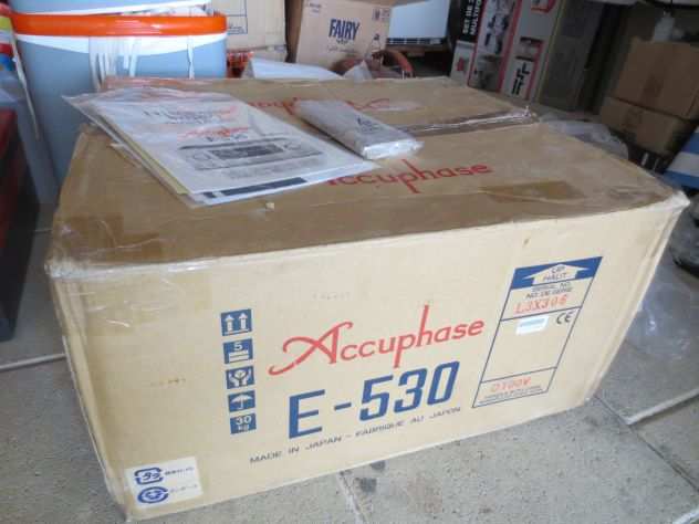ACCUPHASE E530 AMPLIFICATORE MODELLO GIAPPONESE 100V