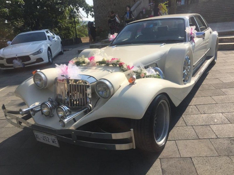ROYALE JAGUAR NOZZE DI LUSSO