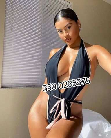 ADHARA MASSAGGIATRICE DE MANI ESPERTA (MASSAGGI SULL LETTINO)